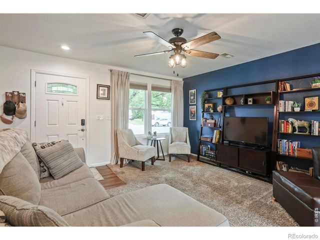10656 Durango Place, Longmont, CO 80504