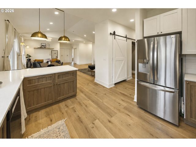 104 W McDowell Ct, Yacolt, WA 98675
