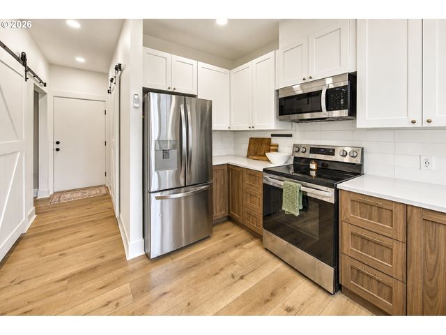 104 W McDowell Ct, Yacolt, WA 98675