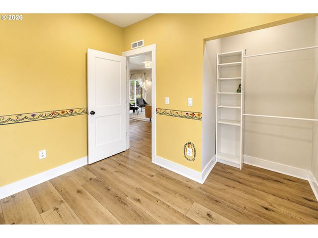 104 W McDowell Ct, Yacolt, WA 98675