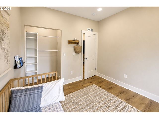 104 W McDowell Ct, Yacolt, WA 98675