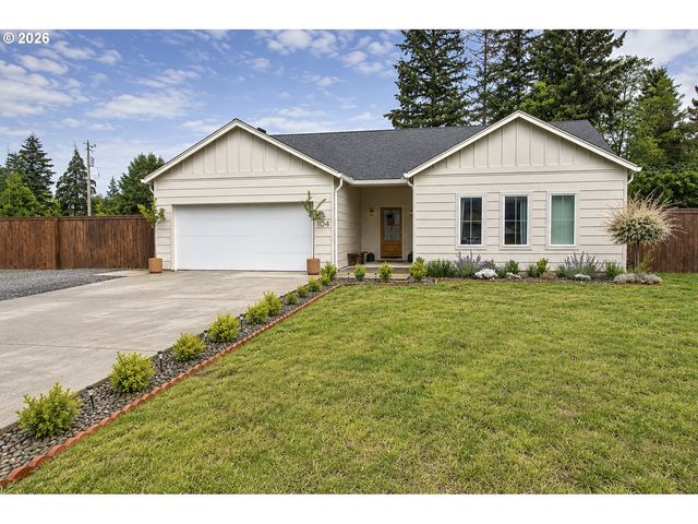 104 W McDowell Ct, Yacolt, WA 98675