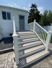 11 Stan Haven Place, East Northport, NY 11731