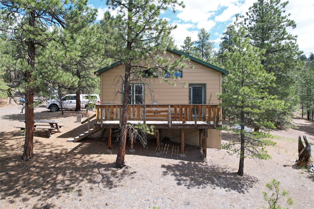 Image 3 of property listing at 218 Upper Sawmill Creek Lane, Cascade, MT 59421
