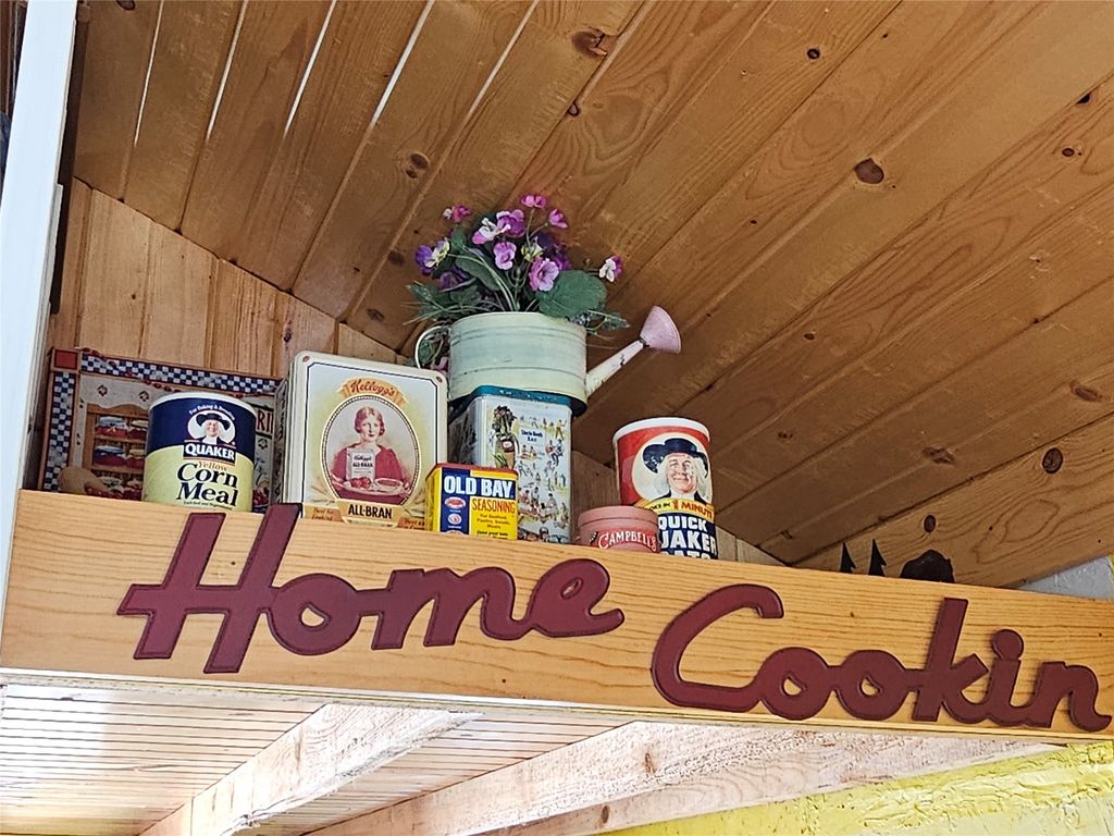 Image 30 of property listing at 218 Upper Sawmill Creek Lane, Cascade, MT 59421
