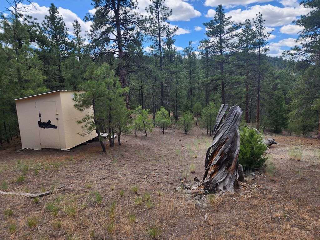 Image 41 of property listing at 218 Upper Sawmill Creek Lane, Cascade, MT 59421
