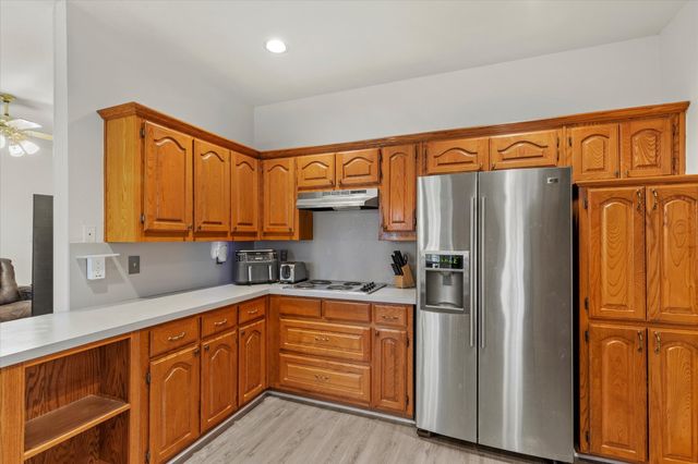 1021 Crestwood Court, Desoto, TX 75115