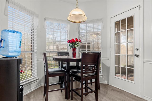 1021 Crestwood Court, Desoto, TX 75115