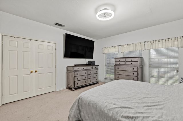 1021 Crestwood Court, Desoto, TX 75115