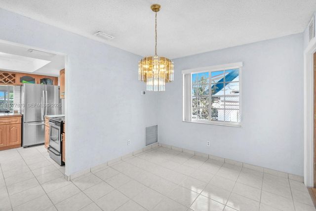 2030 NW 91st Ter, Pembroke Pines, FL 33024