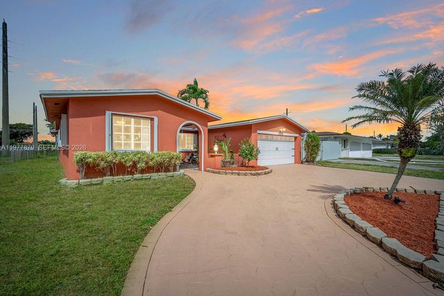 2030 NW 91st Ter, Pembroke Pines, FL 33024