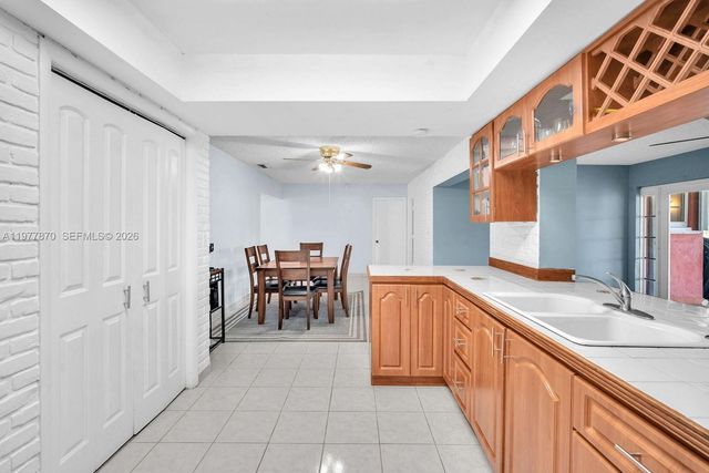 2030 NW 91st Ter, Pembroke Pines, FL 33024