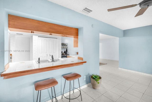 2030 NW 91st Ter, Pembroke Pines, FL 33024