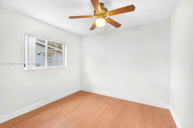 2030 NW 91st Ter, Pembroke Pines, FL 33024