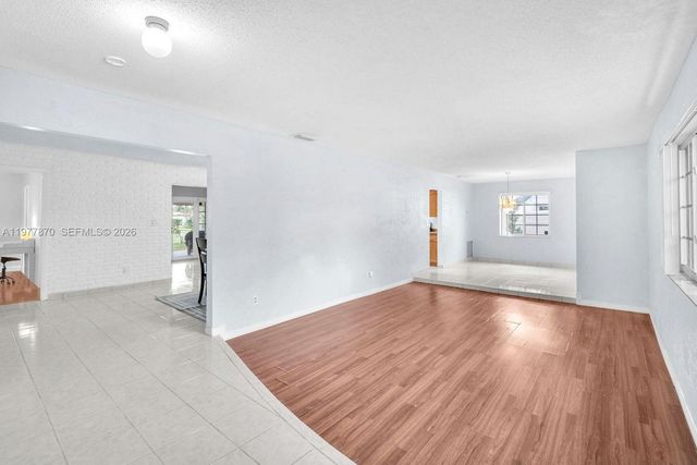 2030 NW 91st Ter, Pembroke Pines, FL 33024