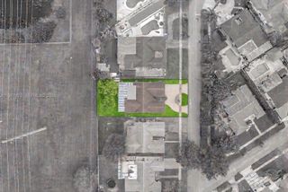 2030 NW 91st Ter, Pembroke Pines, FL 33024