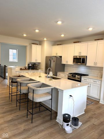 13486 Elias Place, Fishers, IN 46037