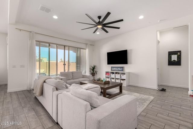 3822 W BUIST Avenue, Laveen, AZ 85339