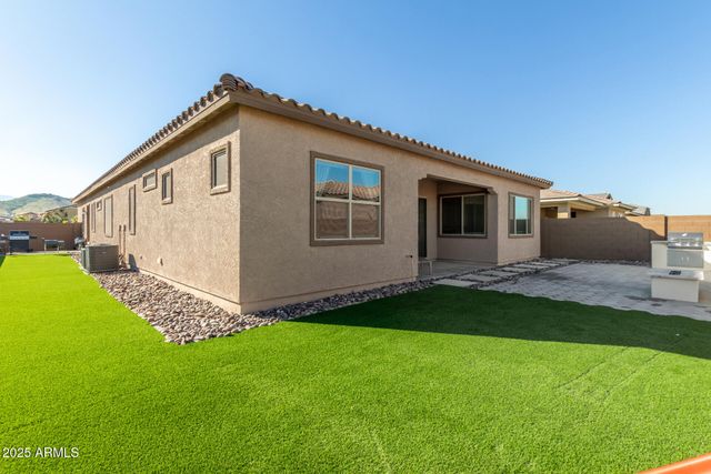 3822 W BUIST Avenue, Laveen, AZ 85339