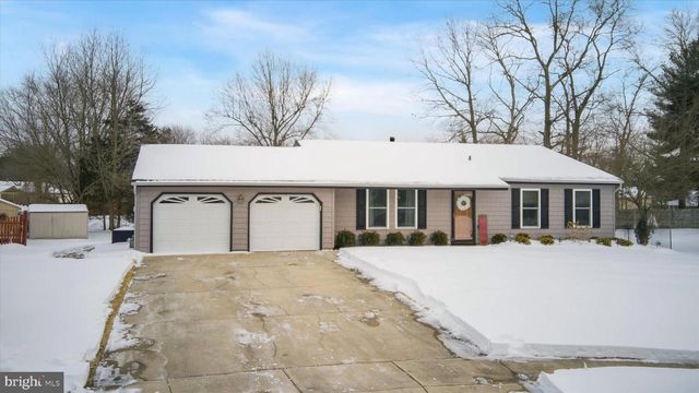 8 HERCULES CT, Sewell, NJ 08080