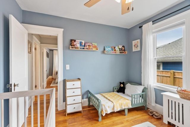 4 Western Ave, Wakefield, MA 01880