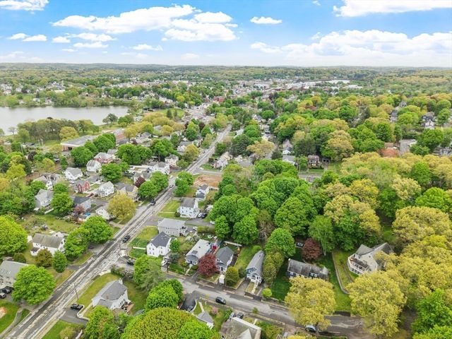 4 Western Ave, Wakefield, MA 01880