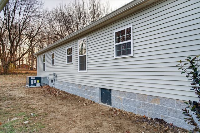 4675 Wills Rd, Cross Plains, TN 37049