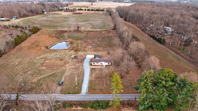 4675 Wills Rd, Cross Plains, TN 37049