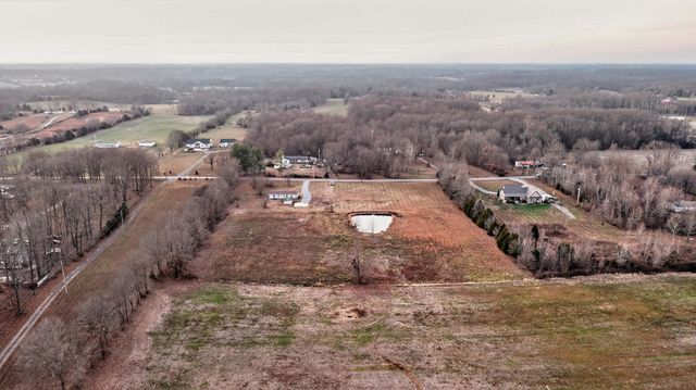 4675 Wills Rd, Cross Plains, TN 37049