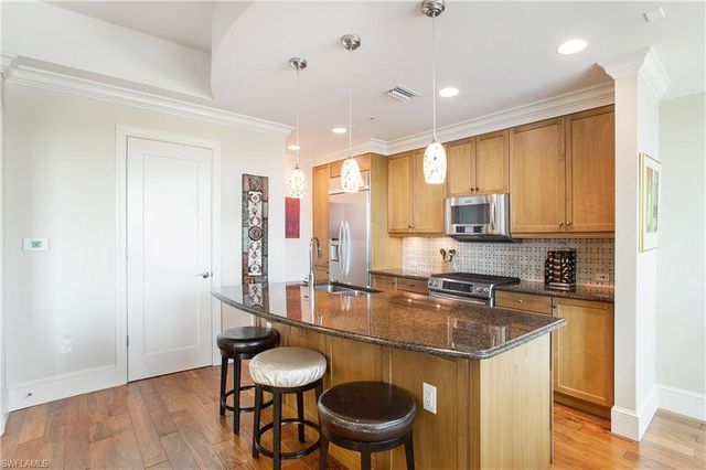 9123 Strada PL 7307, Naples, FL 34108