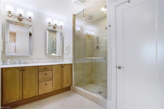 9123 Strada PL 7307, Naples, FL 34108