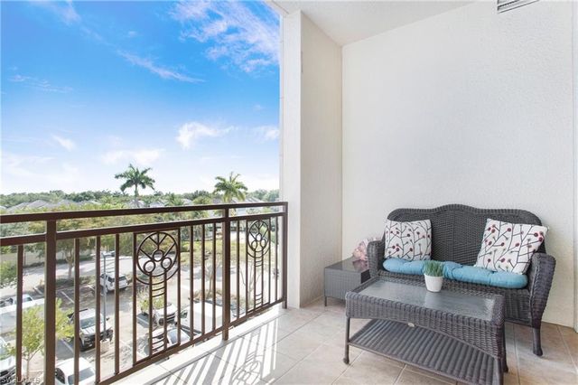 9123 Strada PL 7307, Naples, FL 34108