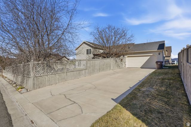 7737 N RANCHES PKWY, Eagle Mountain, UT 84005
