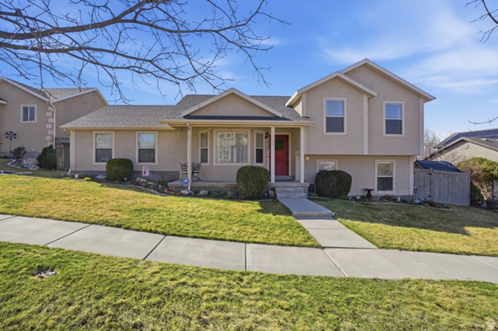 7737 N RANCHES PKWY, Eagle Mountain, UT 84005