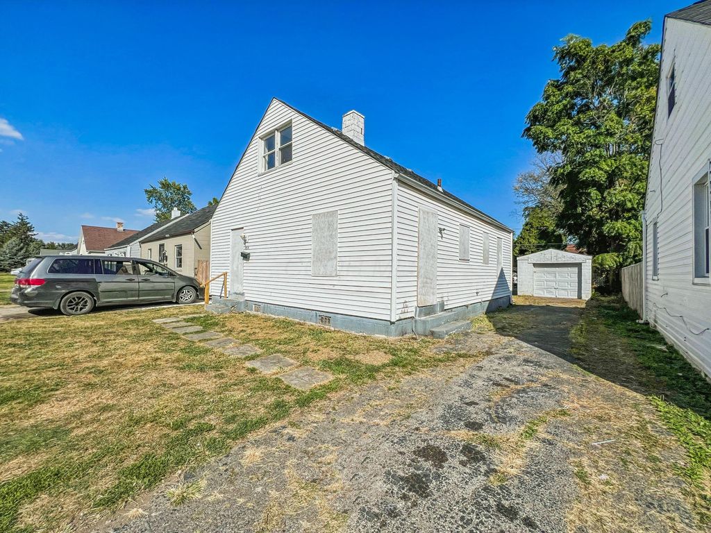 864 S Waverly Street, Columbus, OH 43227