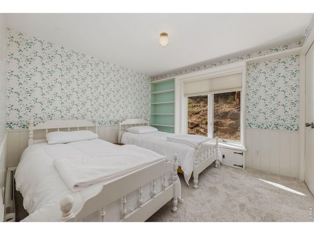 350 Whispering Pines Dr, Estes Park, CO 80517