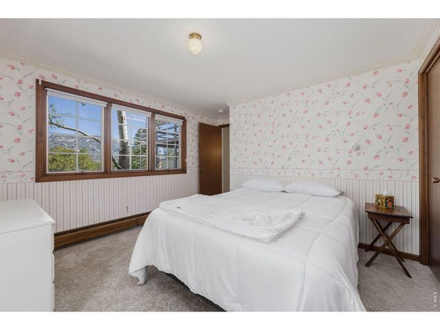 350 Whispering Pines Dr, Estes Park, CO 80517