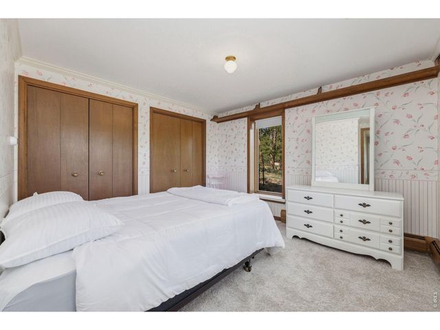 350 Whispering Pines Dr, Estes Park, CO 80517