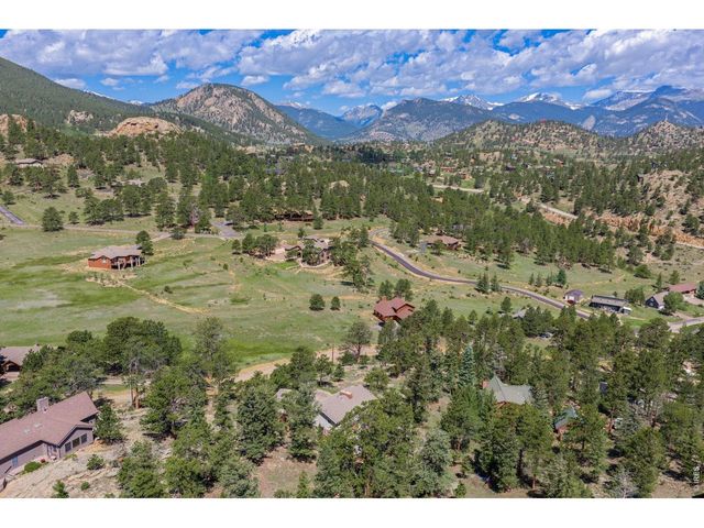 350 Whispering Pines Dr, Estes Park, CO 80517