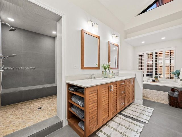 8889 SW 78th Ct, Miami, FL 33156