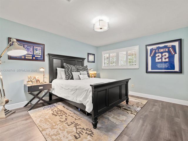 8889 SW 78th Ct, Miami, FL 33156