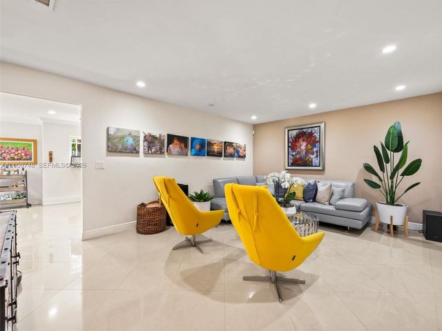 8889 SW 78th Ct, Miami, FL 33156