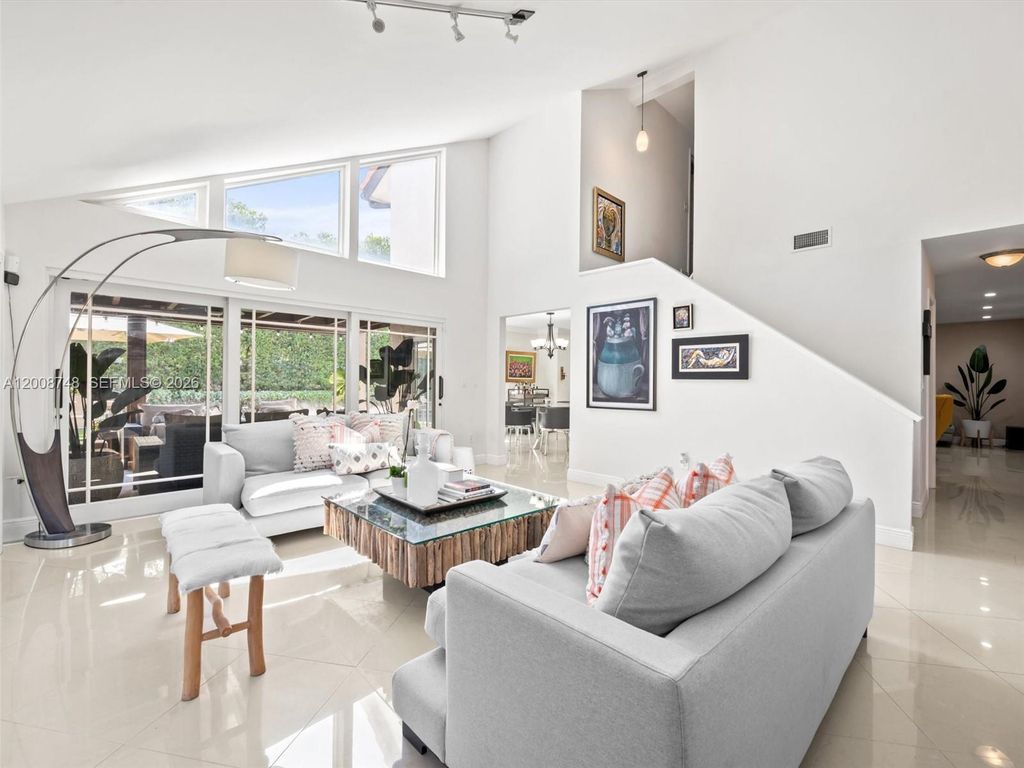 8889 SW 78th Ct, Miami, FL 33156