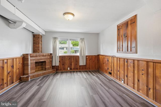 1027 WAGONER DR, Wilmington, DE 19805