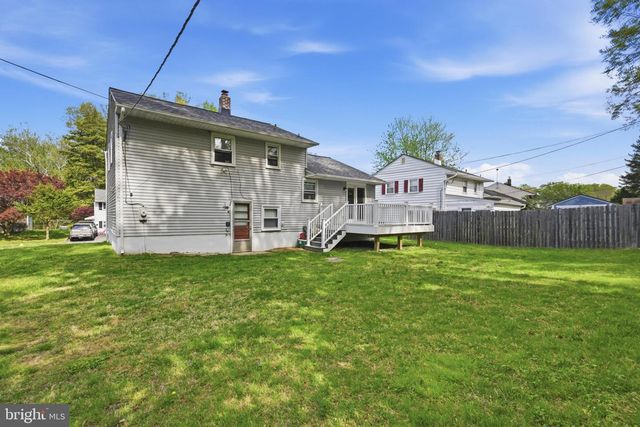 1027 WAGONER DR, Wilmington, DE 19805