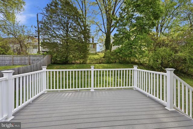 1027 WAGONER DR, Wilmington, DE 19805