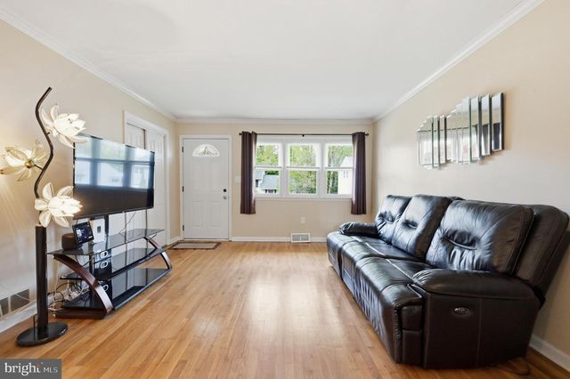 1027 WAGONER DR, Wilmington, DE 19805