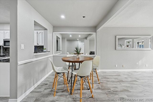 5519 S Atlanta Avenue 24, Tulsa, OK 74105