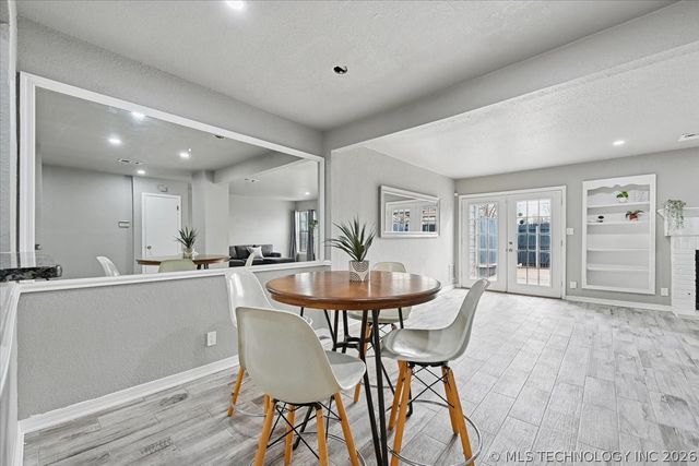 5519 S Atlanta Avenue 24, Tulsa, OK 74105