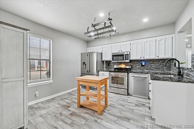 5519 S Atlanta Avenue 24, Tulsa, OK 74105